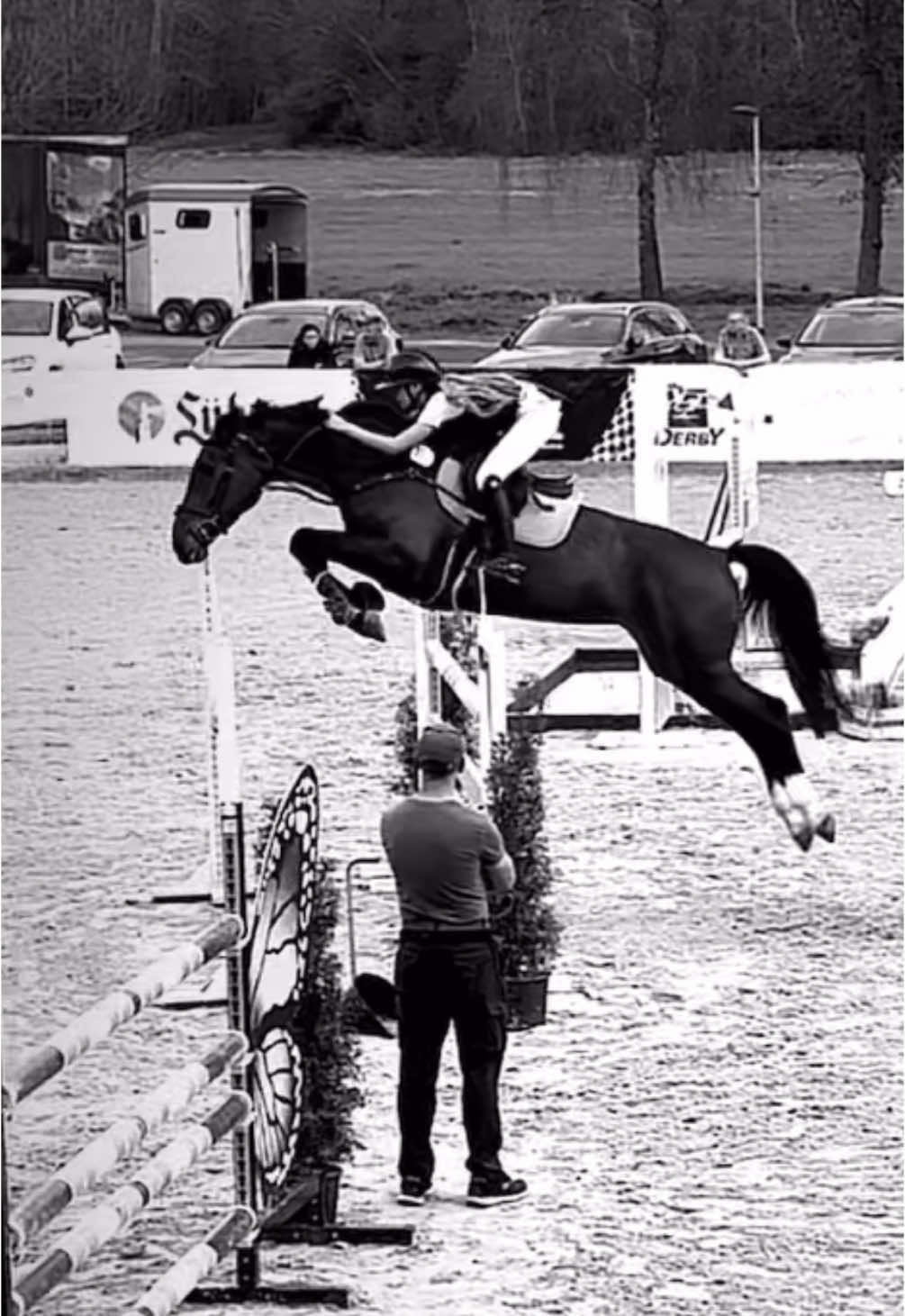 A post by @leni_hansen_ on TikTok caption: 🥹🥹❤️!! // Wen sieht man so beim Derby?😋 Cr @Kate Kyros 