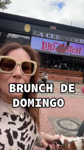 A post by @andrealondonor on TikTok caption: El mejor plan es ir a brunch un domingo  #Vlog  #brunch  #foodies  #familytime  @Crepes & Waffles 