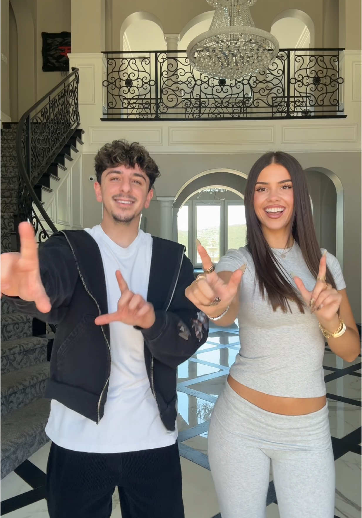 A post by @looooooooch on TikTok caption: Cleanest loop? Definitely!!😉