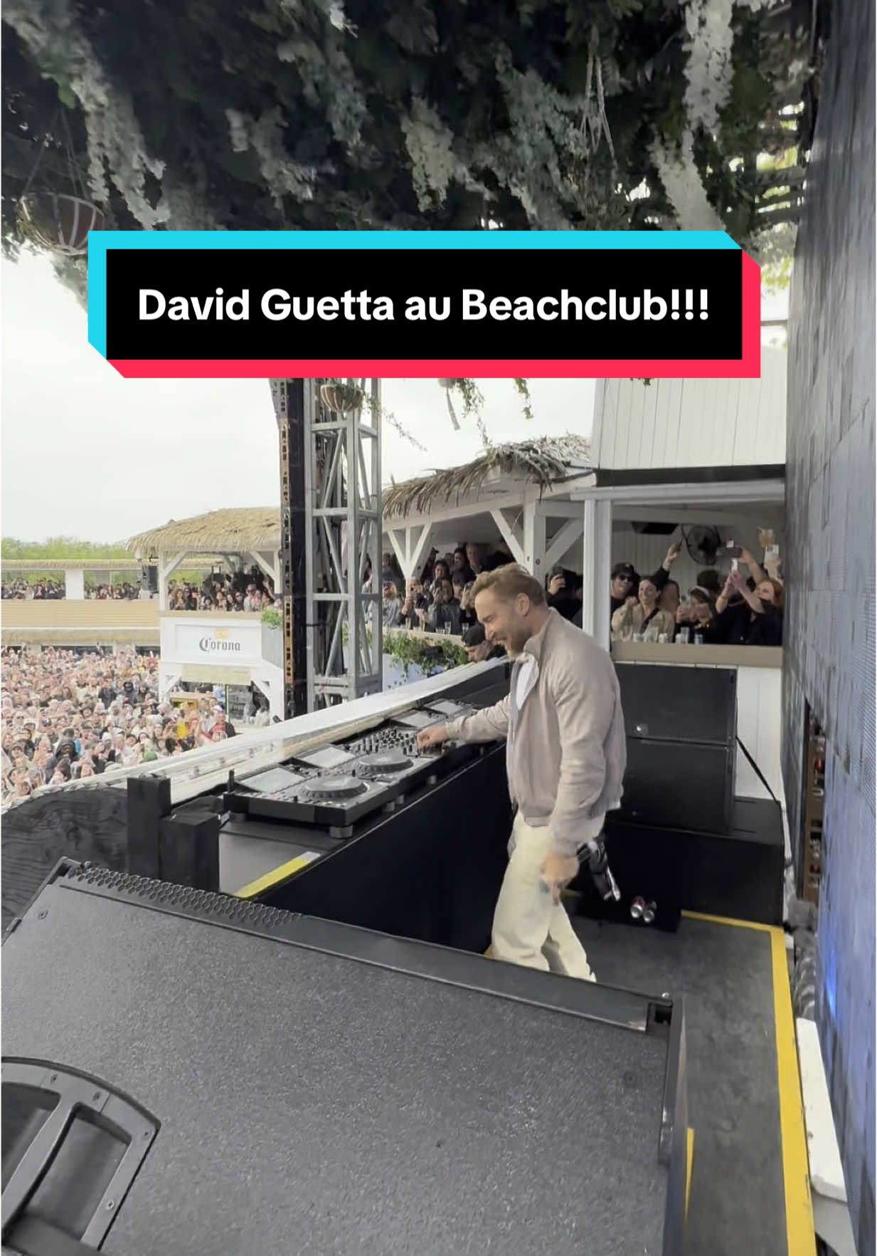 A post by @oliprimeau on TikTok caption: David Guetta au Beachclub #olivierprimeau #davidguetta #pourtoi #montreal #quebec 