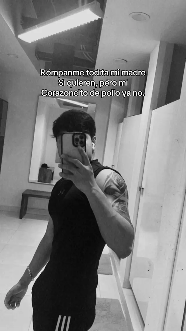 A post by @mrjrs2 on TikTok caption: Pero entiéndeme mija #viralvideos #mrjrs2 #freefire #trendingvideo 
