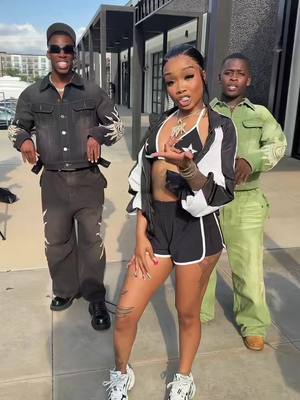 A post by @thequeenleora on TikTok caption: I met my soulmates today @BEEJAY_TV 