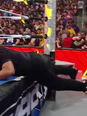A post by @santizapreacts on TikTok caption: LA KNIGHT IS MR MONEY IN THE BANK #wwe #wwechampions #prowresting #wweraw #moneyinthebank