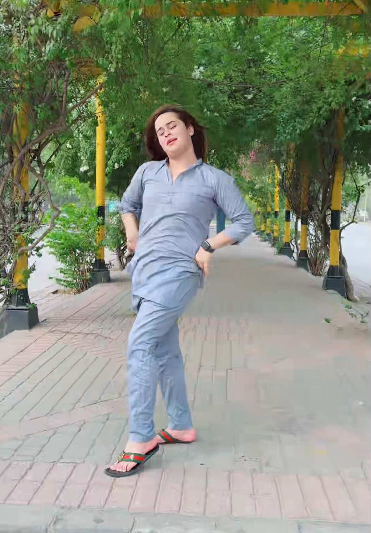 A post by @alishanofficial_ on TikTok caption: Mujra b hona chahye kbi kbi 🤭 #lahore #fypシ #alishanfam 