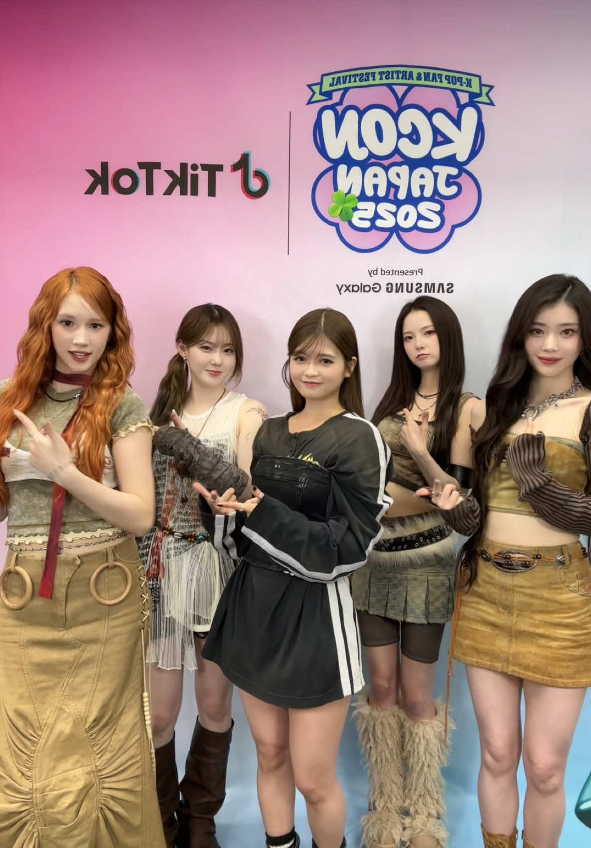 A post by @kageihina on TikTok caption: Kep1erの皆さん優しくて美しかった😭💖@Kep1er #PR #KCONJAPAN2025 