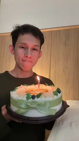 A post by @rickkh on TikTok caption: 🎂