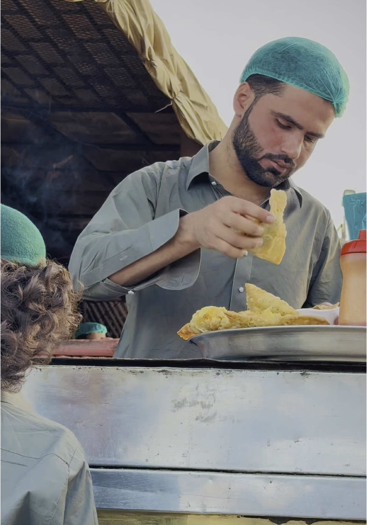 A post by @babache2025 on TikTok caption: bhai ketchup😂🤣#foryou #foryoupage #babache #BabaChe_Abubakar #chebaba #funny #😆 #abubakar #بلوچستان #⭐️boy