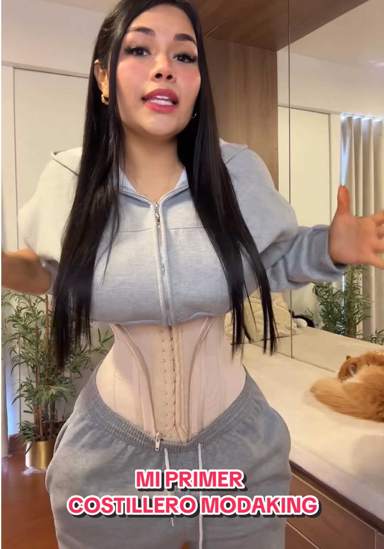 A post by @fajasmodakingperu on TikTok caption: Quedé en luxación de costillas con EL COSTILLERO MODAKING 😳 #fyp #costillas #cintura #cinturapequeña #costillero #antesydespues #viralvideos 