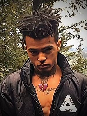 A post by @xxxtenation_kingg on TikTok caption: MrBeast and xxxtentacion #xxxtentacion #xxxtentacionedits #viral #legend 