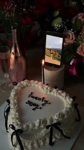 A post by @merveyalcin on TikTok caption: 26🎈 