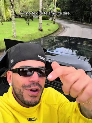 A post by @elcantantedelghetto on TikTok caption: QUIERO MIL VIDAS CONTIGO @mora ❤️‍🩹