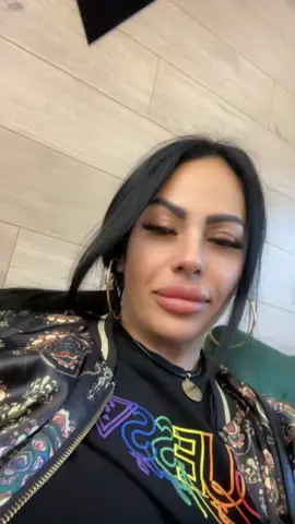 A post by @denyjasmy on TikTok caption: #5pasidebine♥️🍀♥️ 