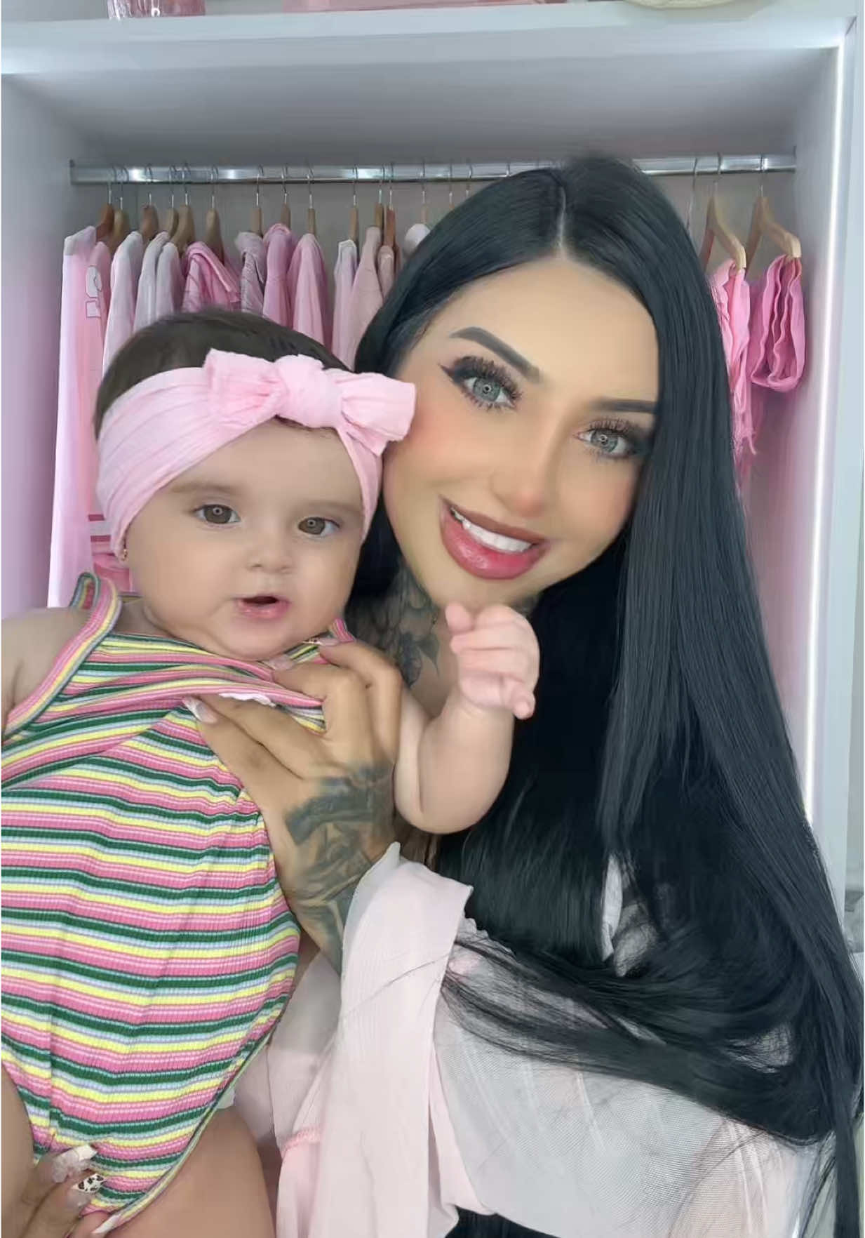A post by @_soficmunoz18 on TikTok caption: Mi muñequita Camila 🧸🩷🎀👧🏻✨