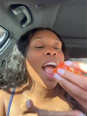 A post by @sarabeliving on TikTok caption: Tandoori momos!!!! I could literally cry!!!