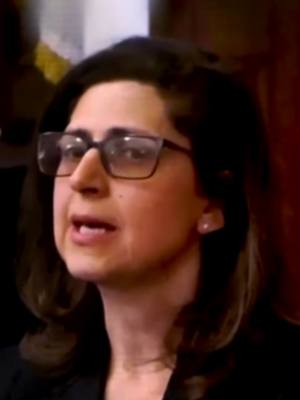 A post by @courttvlive on TikTok caption: “I did not observe those things.” Medical Examiner Dr. Irini Scordi-Bello testified that #JohnOKeefe’s autopsy did not reveal injuries consistent with a vehicle accident.   #CourtTV What do YOU think?  #KarenRead #JohnOkeefe