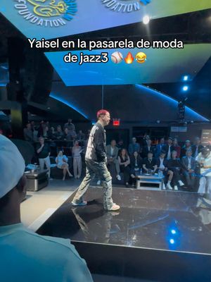 A post by @yaiseloficial on TikTok caption: #yaisellamelodia 