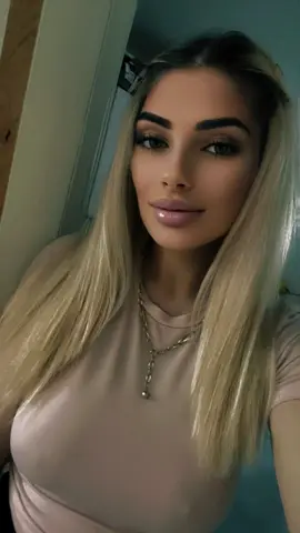 A post by @lrn032 on TikTok caption: #CapCut #foru #fyp #denmark #lorena #haipeforyou #viralaccount #morning #morningvibes ❤️