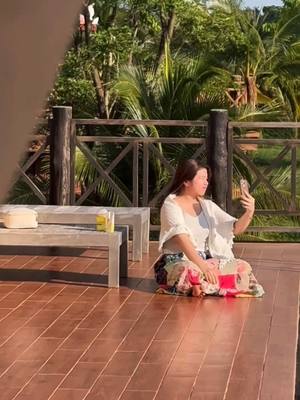 A post by @sreynea_nea on TikTok caption: Weekend escape and this is my holiday and everyday skincare routine ❤️ #sreyneanea #sreynea #davida 