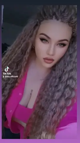A post by @dia.official0 on TikTok caption: #fyp #newhit #neu #tiktok