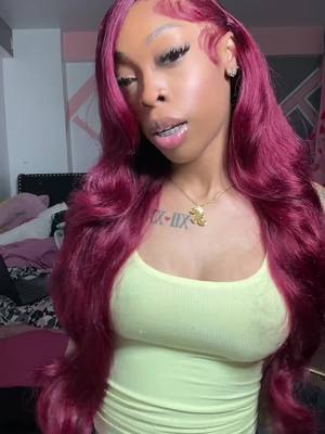 A post by @kikimulani on TikTok caption: So baddd😍😍😍😍 @Tahikie Hair Shop #fyp #foryou 