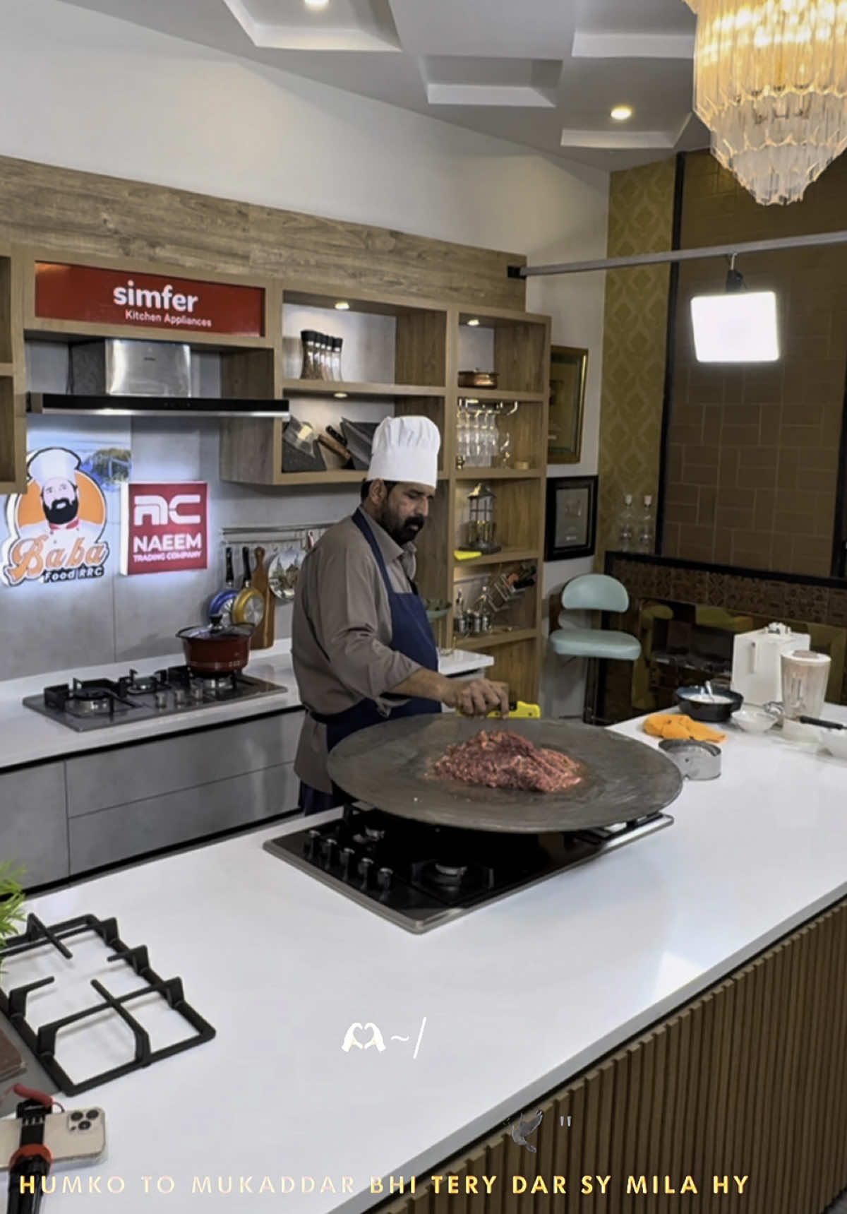 A post by @babafoodsrrc on TikTok caption: Humko To Mukaddar Bhi Tery Dar Sy Mila Hy #babafoodrrc #babafoodstudio #chefrizwan #babafunrrc  #chefrizwan #instafood #trending #cooking #shortvideo #instagram #virlvideo #instagram ##donuts #chicken #chickenrecipe #chickendonut #chickendonutsrecipe #chickendonuts #doughnut #ramadan2025 #Ramadan #RamadanMubarak #babafood #wintercooking #familyvlog #villagecooking #villagevlog #cookingvlog #villageroutine #morningroution #breakfast #winter