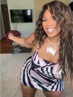 A post by @lizzo on TikTok caption: Do I look like Trisha paytas rn? (Pls say yes 🤞🏾)