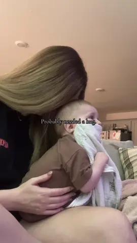 A post by @trisnunemann on TikTok caption: Billie & Alex releases in the last 2 weeks… 🫶🏼🤩🎀 can’t be sad at a concert #foryou #mom #concert #billieeilish #alexwarren #tatemcrae #katyperry #hmhastour #misspossessivetour2025 #cheaperthantherapy 