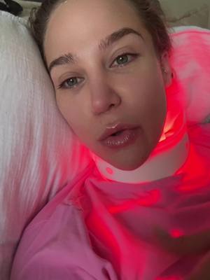 A post by @oceaneamsler on TikTok caption: C’est une pelle mon cœur reste fermé  🔒🪏