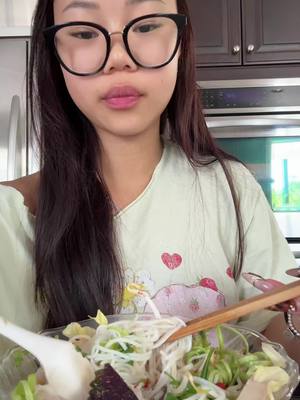A post by @sanguyenn on TikTok caption: Bun moc 