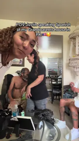 A post by @ashley_annel on TikTok caption: 🤣🤣😅😅🇵🇷❤️