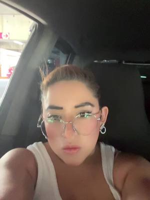A post by @valeriafuentes12345 on TikTok caption: #apesar del cansancio#viral#48 horas trabajando duro 😜😜😜😜