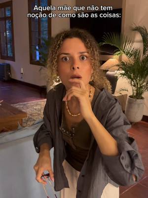 A post by @larissagloor on TikTok caption: Parece que vive em outro mundo kkkkkk Chegou a hora de brilhar com Paçoquita! Já imaginou fazer parte do squad oficial #PacoquitaMePatrocina? Se você arrasa na criação de conteúdo, essa é a sua chance! É só postar um vídeo criativo respondendo: “Por que você merece estar no time Paçoquita?” Os escolhidos vão ganhar um cachê mensal durante a campanha, participar de um evento online de premiação, receber um super kit com itens exclusivos da marca e ainda convites para eventos imperdíveis! 💛 Corre pra participar — esse momento é todinho seu! 🤩 @Amo Paçoquita  