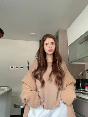 A post by @katteyes on TikTok caption: kwea 