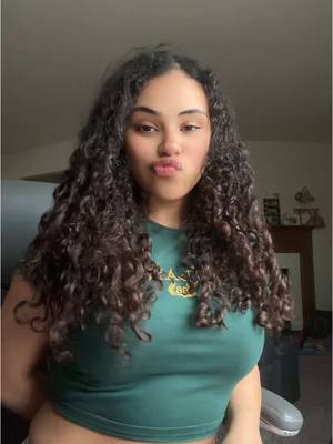 A post by @kalyssatrevon on TikTok caption: 😒