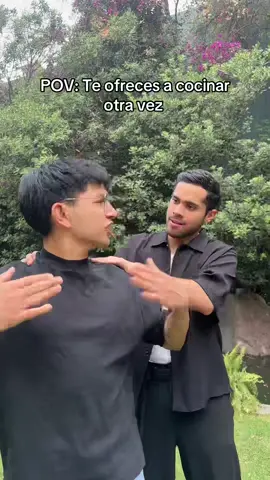 A post by @danivallem on TikTok caption: Quedamos 👁️👄👁️! @Chef en proceso   #masterchef #masterchefcelebrity 