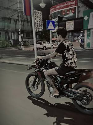 A post by @ly_heng_39 on TikTok caption: សមរ ker ker 🤨 #ក្រុងព្រះសីហនុ 