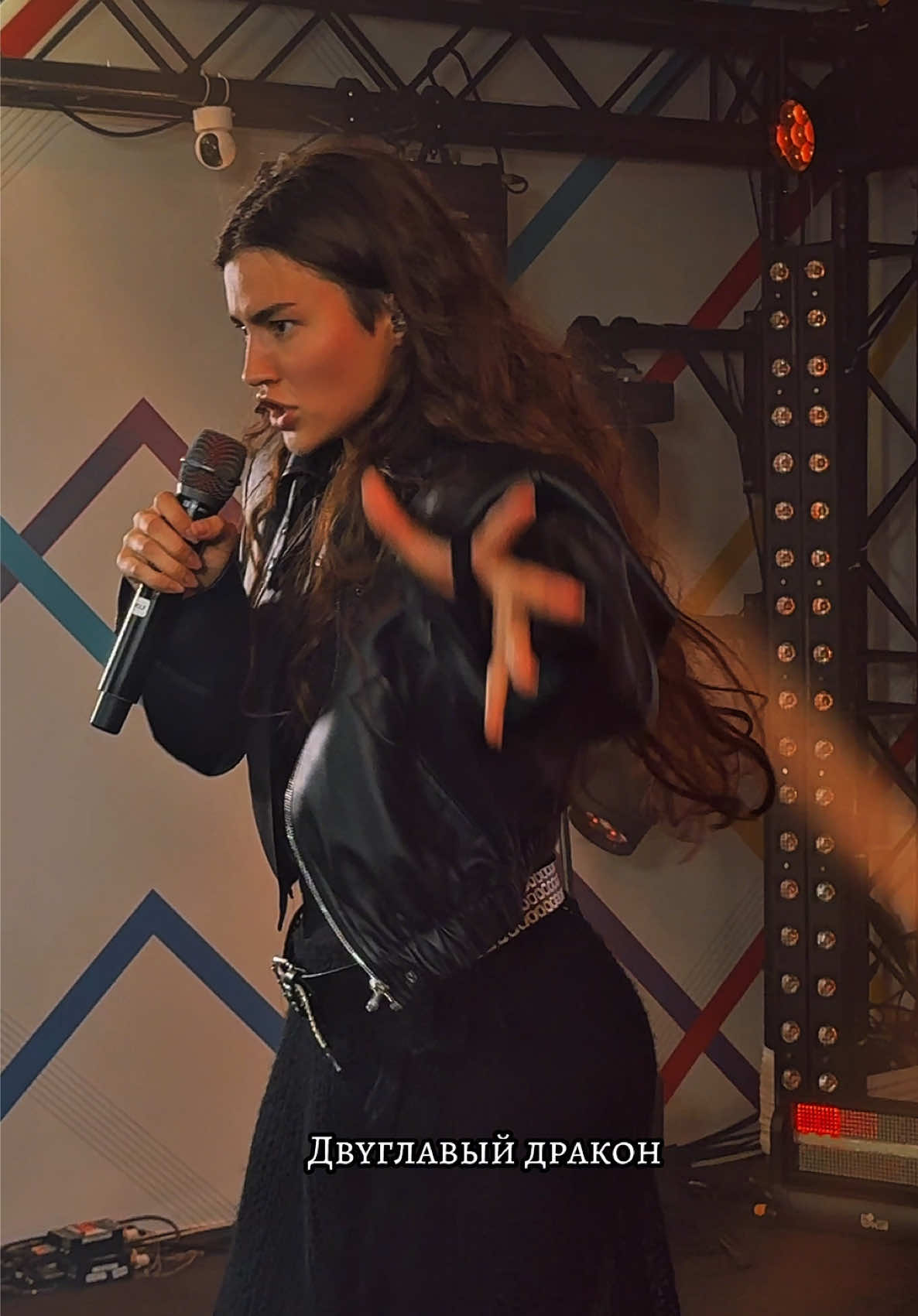A post by @valeriyabearwolf on TikTok caption: Медведь и Волк  Трек: BEARWOLF - ДВУГЛАВЫЙ 🦅