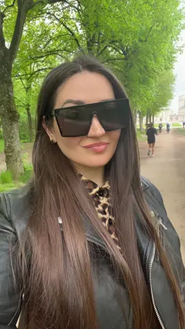 A post by @davidalina_paris on TikTok caption: Paris#moldoveanca #parc #motivation #CapCut #beautywoman #foryoupageofficiall #❤️‍🔥❤️‍🔥❤️‍🔥 