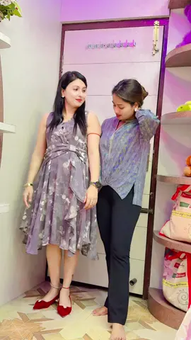 A post by @nivayadav88backup on TikTok caption: Deshi🔥 @Anju😋😎94 #foryou #nivayadav88 #villagers #parentslove 