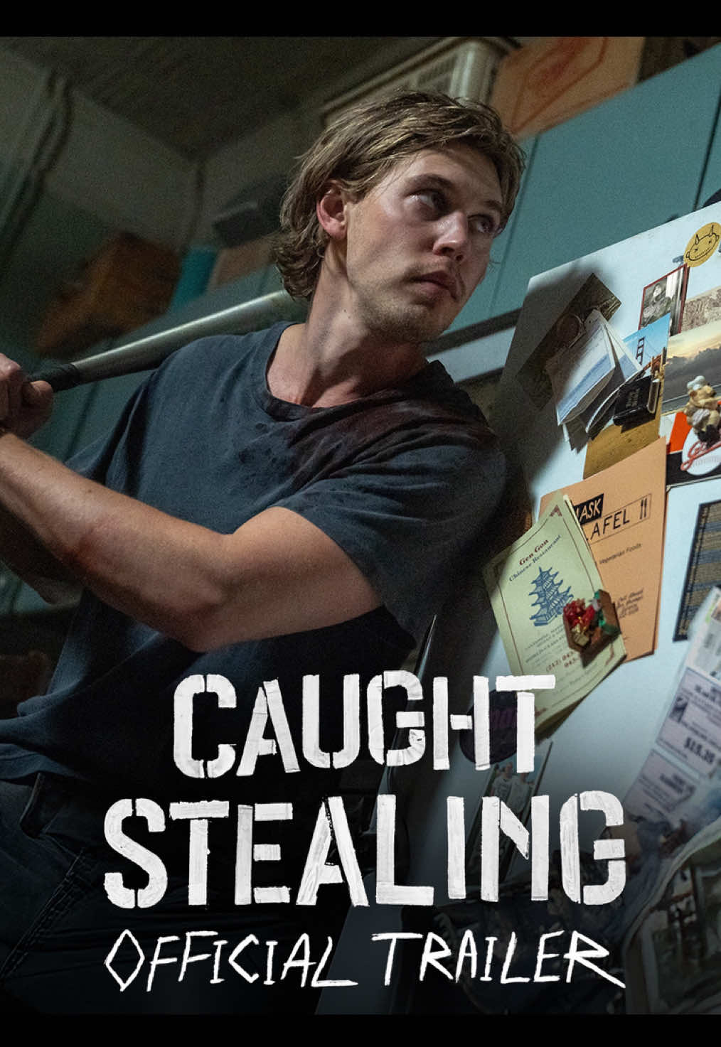 A post by @sonypictures on TikTok caption: He was just supposed to watch the cat. Now he's running for his f**king life. Austin Butler stars in Darren Aronofsky’s #CaughtStealingMovie – only in theatres August 29.