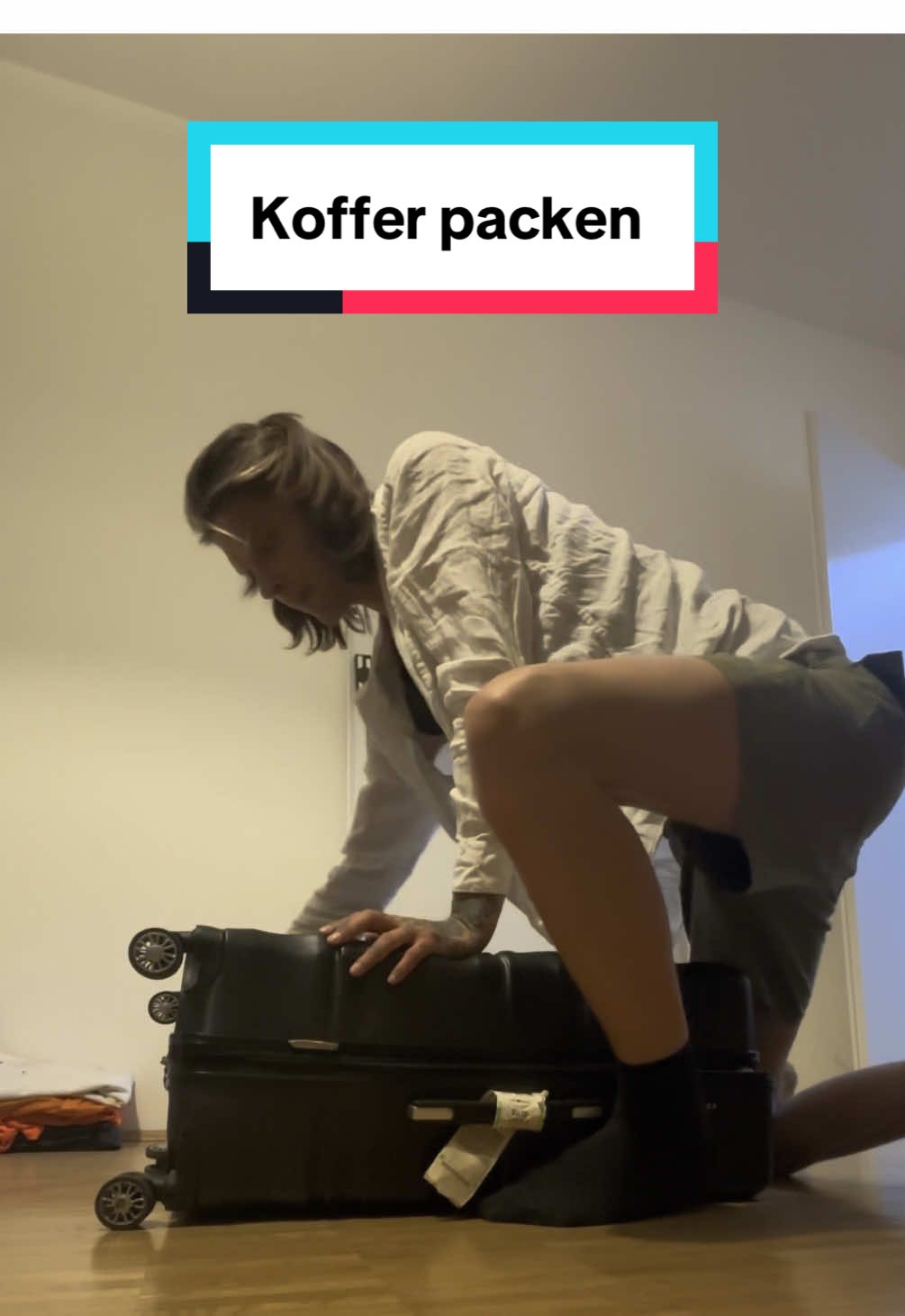 A post by @timrasch on TikTok caption: ich hoffe, ich vergesse nichts 😅🧳 #segelboot #fyp 