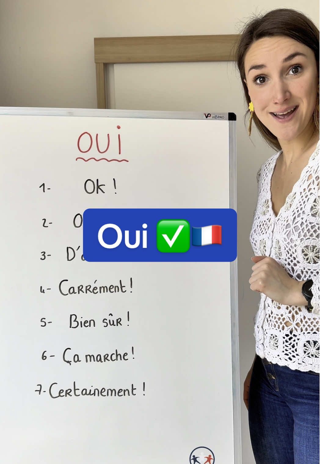 A post by @francesconmarie_ on TikTok caption: 7 manières de dire OUI en français 🇫🇷 Tu en connais d’autres ? #CapCut #clasesdefrances #frances #francia #french #frenchlanguage #idiomas #francés #france #francesfacil #Francés #frenchclass 