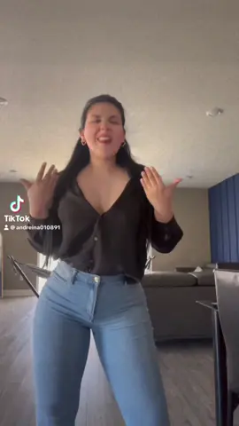 A post by @andreina010891 on TikTok caption: #cirujiasplasticas #tummytuck #miamibeach #operadas #recuperacion #viral#amorproprio 