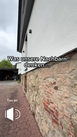 A post by @miss_schumiiiiandfamily on TikTok caption: Das erleben unsere Nachbarn fast täglich 😂 #reallifeathome #reallife #alltagswahnsinn #funnyvideos😂 #sport #laufen #intervalltraining #radfahren #laufenmachtglücklich #laufband #gameover #ko #lachflash #zweideutig #nachbarn #hören #gedanken #laut #humor #spassmusssein 