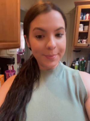 A post by @lillyjbishop on TikTok caption: 🩷