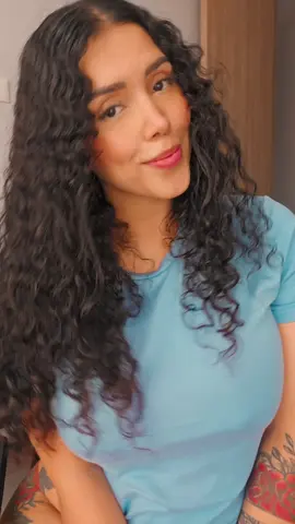 A post by @anita_torressss on TikTok caption: con cirugía no cuenta, verdad? :v :v😂😂 #humor