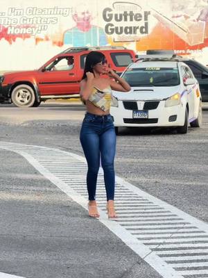 A post by @sindylopez477_ on TikTok caption: Ig:sindy477#ceiba #sindylopez #honduras 