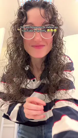 A post by @kaialana on TikTok caption: ¡Ayúdenme a llegar! AH Dc: @Cristopher Zacek 