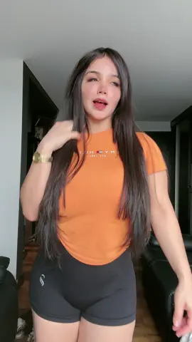 A post by @angiemiranda189 on TikTok caption: Que lo quiero mayor mayor que yo ✨