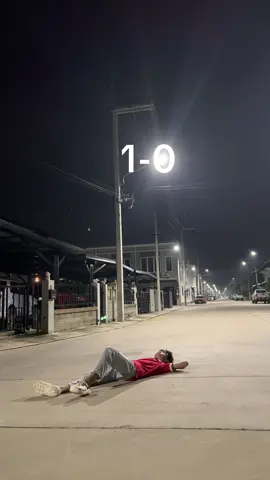 A post by @owen_phc on TikTok caption: ไม่เอาอะไรเเล้วชีวิตนี้ ห่าขั่ว แมนยูห้าพัล 🥹😞 #แมนยู #สเปอร์สvsแมนยู #สเปอร์ส